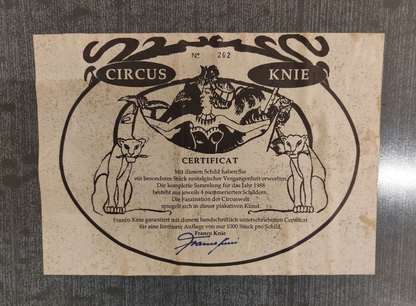 Foto & Immagini: Zwei Circus Knie Schilder – Usato da Zürich venduto da R-2015 2