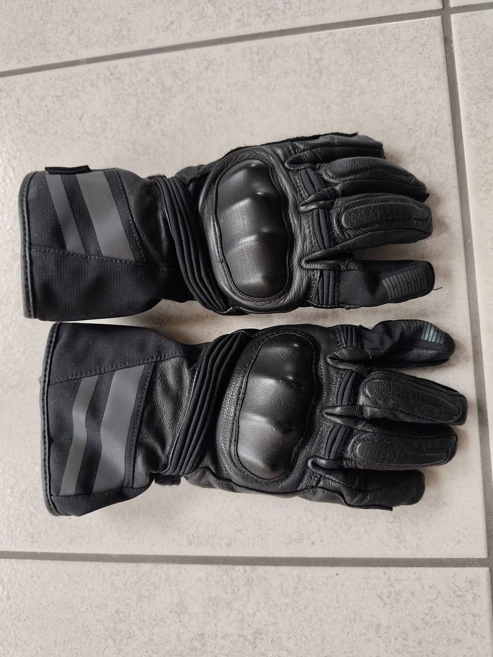 Gants & mitaines : Motorrad Handschuhe – D'occasion à Nunningen par Sira_