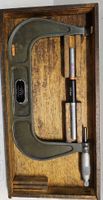 Tesa Messschraube 175-200mm  gebraucht, in Holz