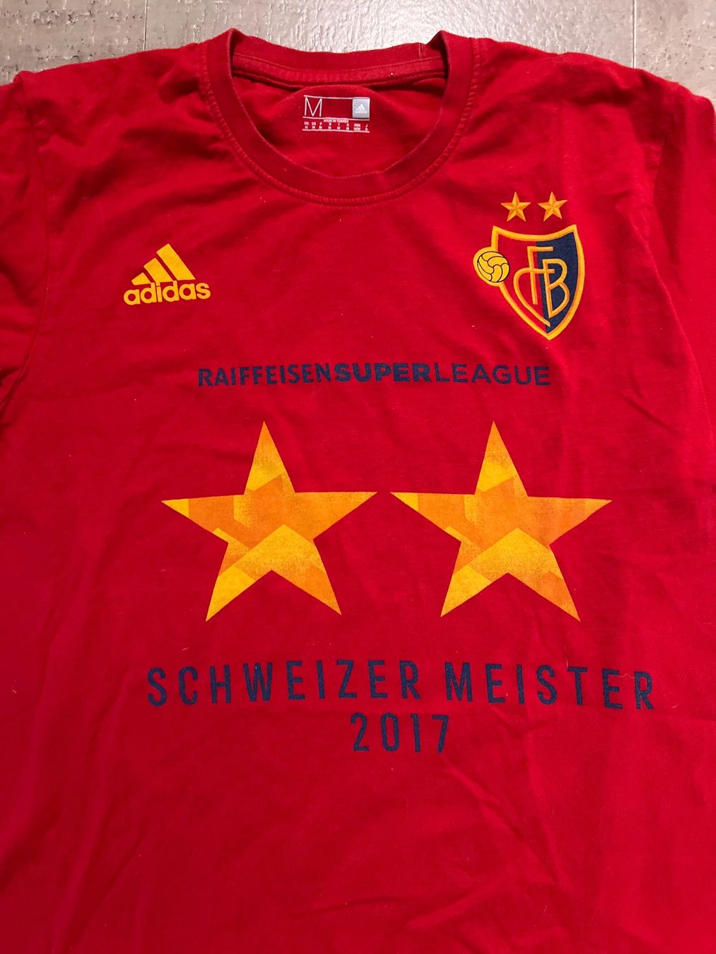 T-shirts: FCB TShirt Gr M – D'occasion à Basel par Winniepuuh 1
