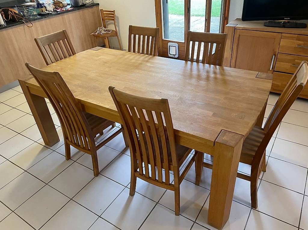 Jysk Set di tavolo e panche: Table à manger en chêne + 2 rallonges + 6 chaises – Usato da Berlens venduto da kyana