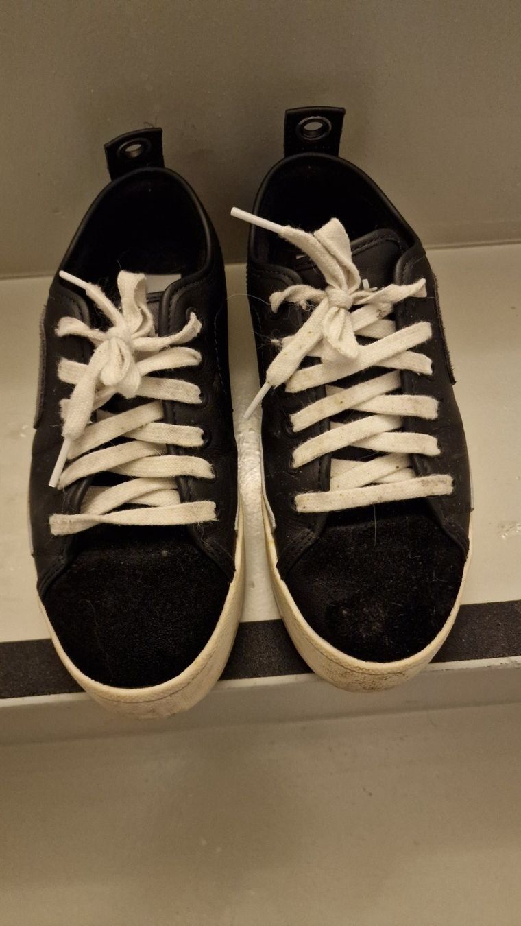 Diesel Scarpe da donna: Sneakers, Diesel, Gr. 36 – Usato da Rütihof venduto da tweedy123 1