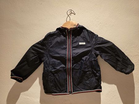 Veste Ikks légère, taille 74cm, idéale pour le printemps!