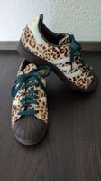 Top aktuelle Adidas Superstar Sneakers, Gr. 40.5, neuwertig!