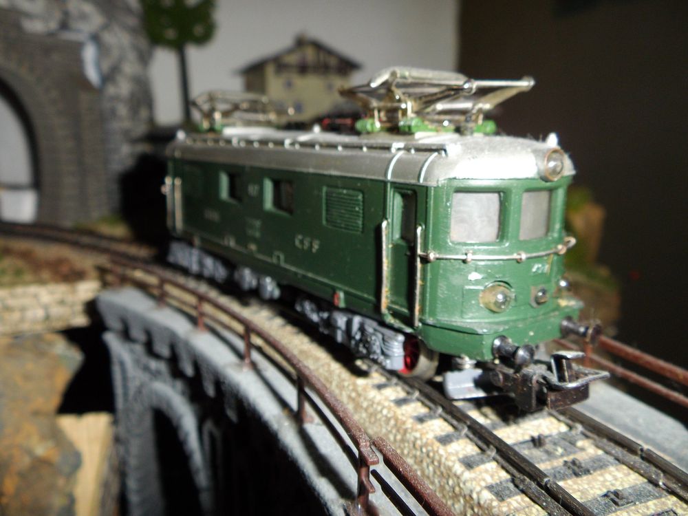 Märklin Trains électriques: märklin SBB Re 4/4 I – D'occasion à Schaffhausen par Oetfel