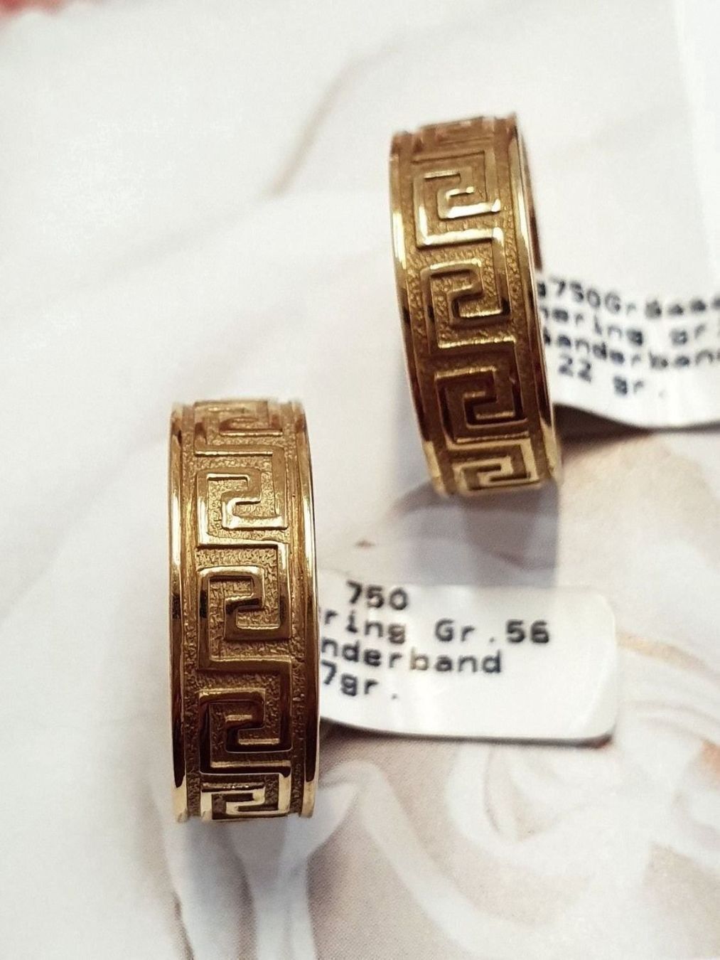 Anelli: Wundervolle Eheringe aus 750 Gold – Nuovo (secondo la descrizione) da Unterägeri venduto da Altgoldschmuck 6