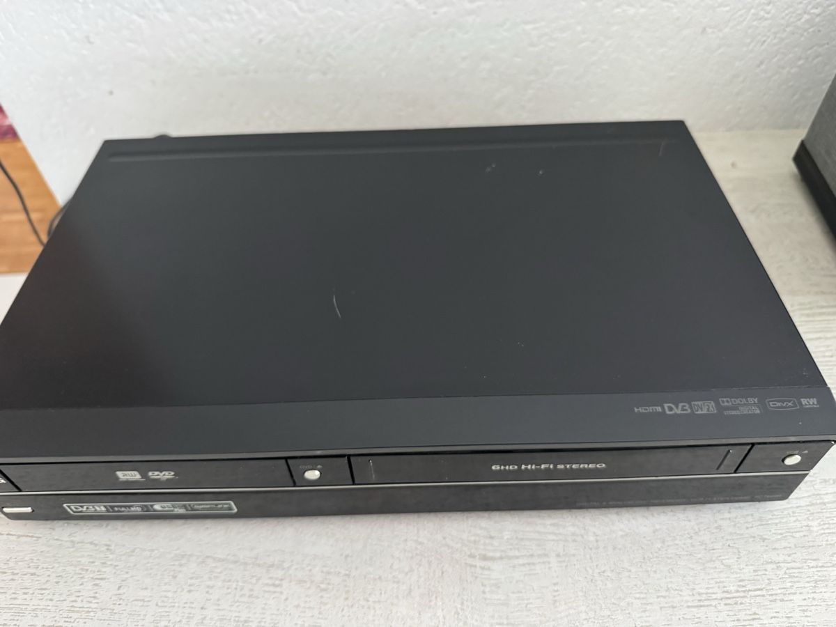 LG Registratori: LG rct689h vhs dvd recorder – Usato da Zunzgen venduto da milesdavis76 3