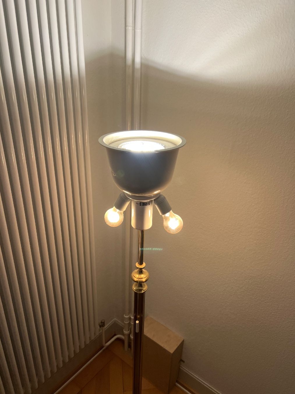 Lampade: Stehlampe Vintage 70er Jahre – Usato da Winterthur venduto da Danepp 2