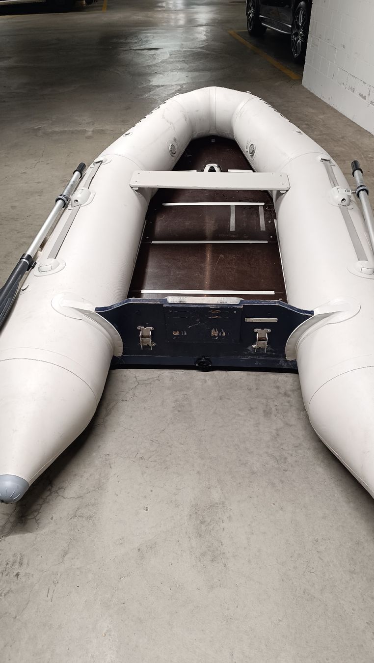 Boote: Schlauchboot Bombard Typhoon – Defekt aus Winterthur von yodadavid 4