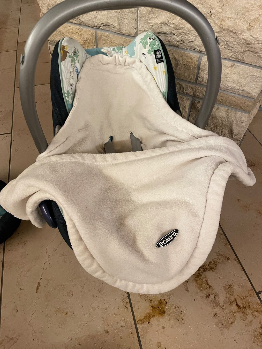 Maxi-Cosi Seggiolini per auto: Maxi Cosi Cabriofix vollausgestattet – Usato da Embrach venduto da Smart0 3