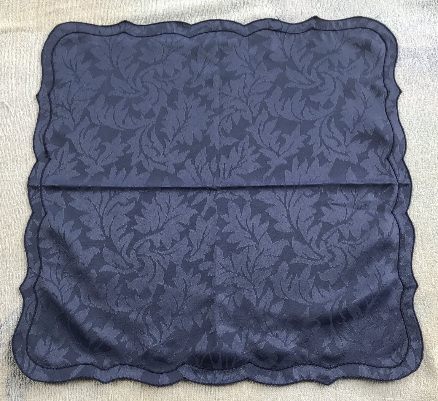 Set di tavolo e panche: 6 ER-TISCHSET TAMARA 40X40CM NEU – Nuovo (secondo la descrizione) da Ostermundigen venduto da wini63 1