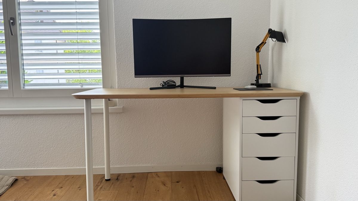 Ikea Scrivanie: Schreibtisch IKEA LAGKAPTEN/ALEX – Usato da Männedorf venduto da Alexa6ka 1