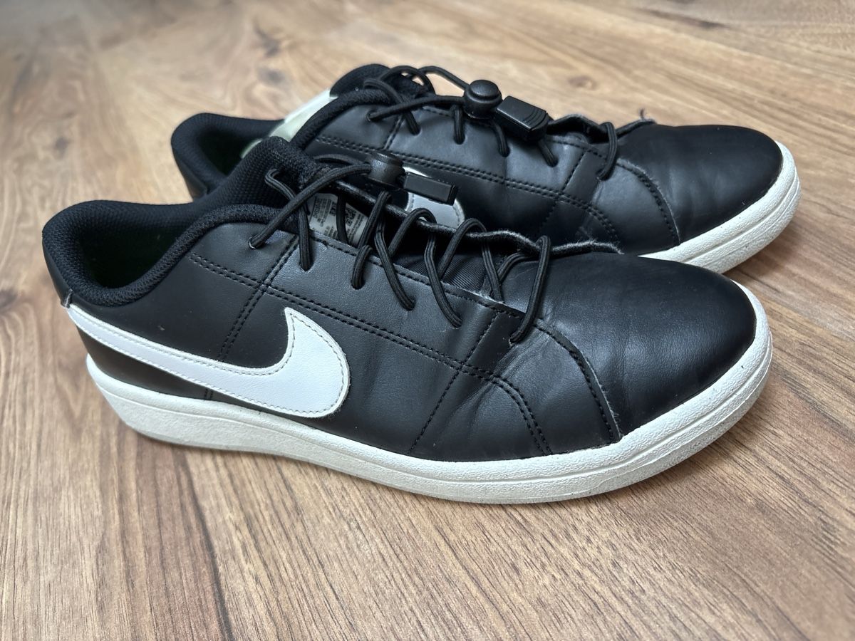 Nike Scarpe per ragazzi: Nike Schuhe  – Usato da Wettingen venduto da suk_p9mv 1