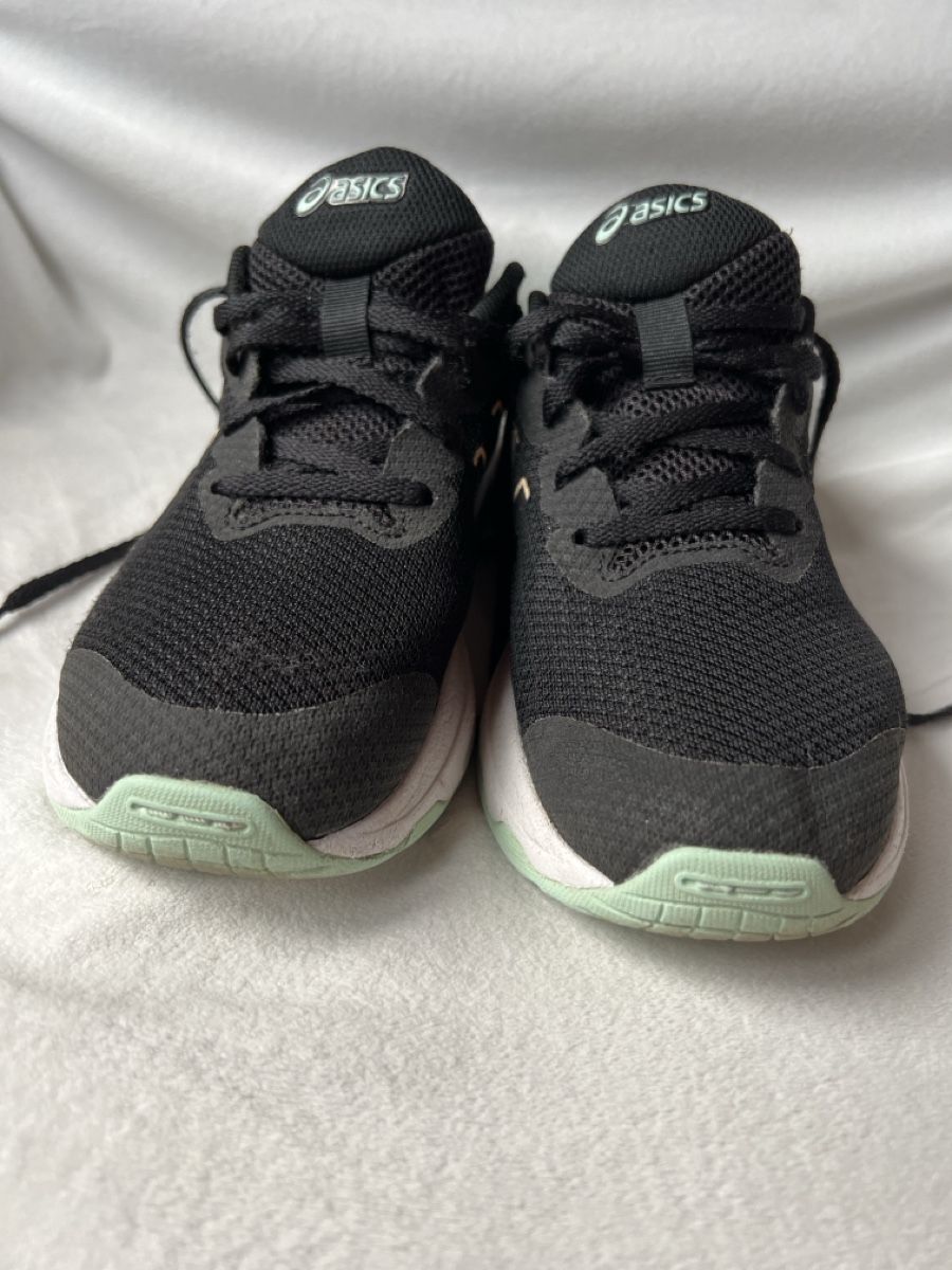 Asics Scarpe da uomo: Asics GT-1000 12 – Usato da Mörel venduto da Emozia 3