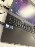 Asus Pro i5 7.Gen 16Ram 250Ssd für Ferien geschenk ideal!!