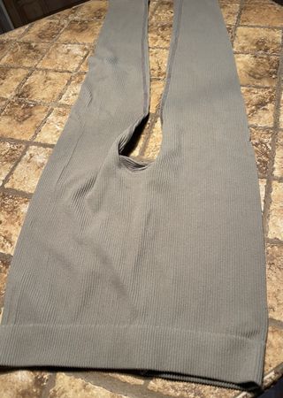 Leggings termici grigi a coste, perfetti per l'inverno!