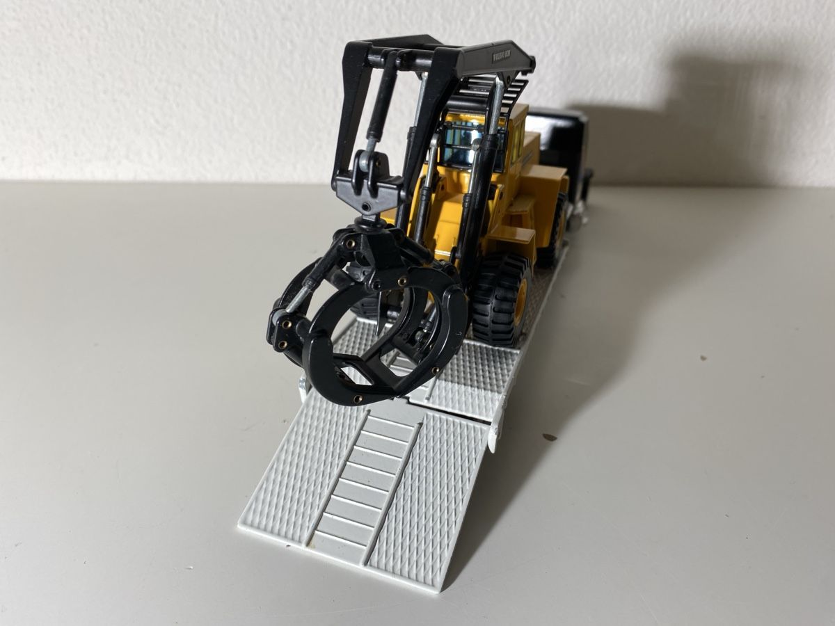 Joal Modellini d'auto: Joal LKW mit Kranlader – Usato da Winterthur venduto da ben_9vxx 4