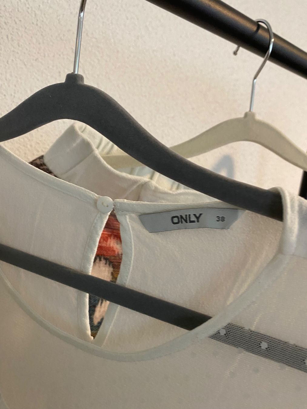Only Lotti di vestiti: Wunderschönes Kleiderset edc/Only💥 – Usato da Teufen AR venduto da Memilu 2