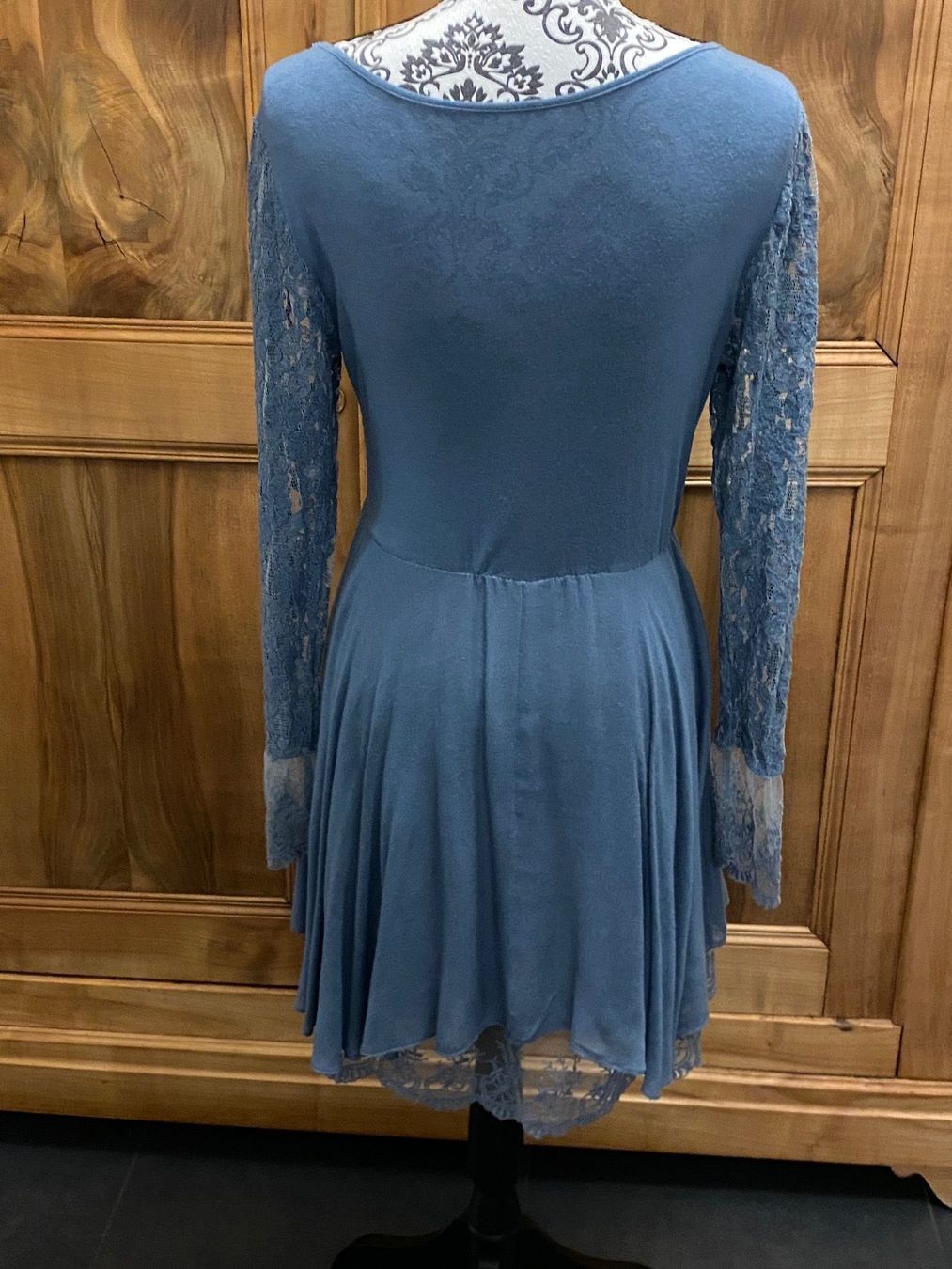 Kleider: Robe coton dentelle Italy T-38 M – Gebraucht aus Porrentruy von SYANKA 5