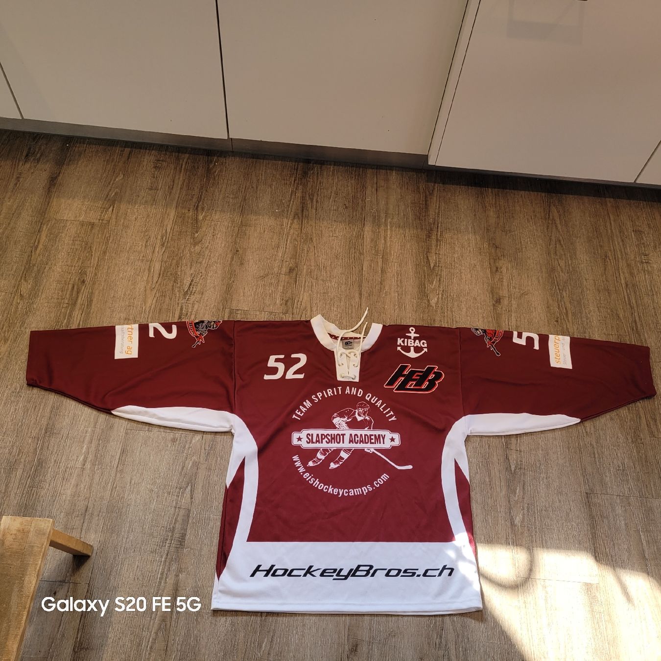 Canottiere & Pantaloni: 2 Eishockey Sportshirts in Grösse M – Usato da Niederbuchsiten venduto da klengyel 1