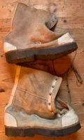 Lammfell-Überstiefel der CH Armee