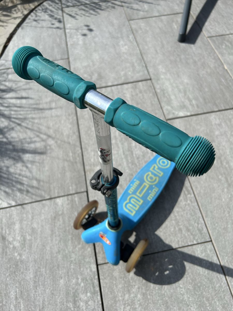 Micro Kickboard: Kinderroller Mini Micro türkis – D'occasion à Oberlunkhofen par doktor1313 2