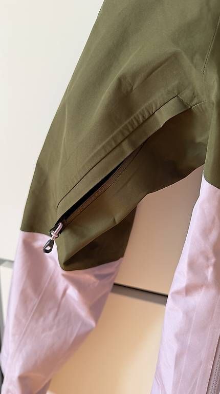 Giacche: Regenjacke Scott – Usato da Hallwil venduto da Lorelai13 2