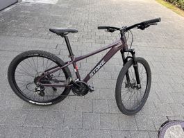 Mountainbike Kinder Stoke Pinch Pro 26 Zoll lila