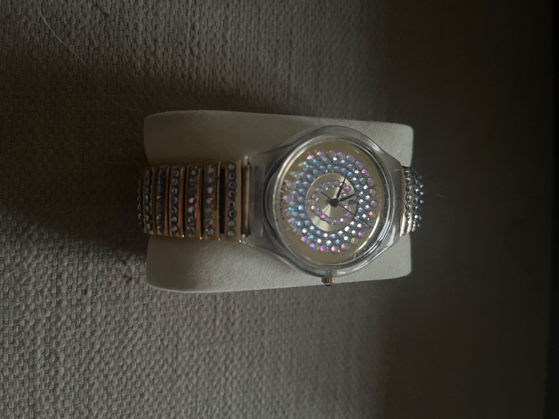 Orologi: Damen Uhr – Usato da Thierachern venduto da rafaela78