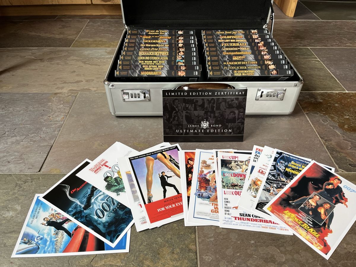Tutti i DVDs: James Bond Filmkoffer – Usato da Schiers venduto da and_txz8 2