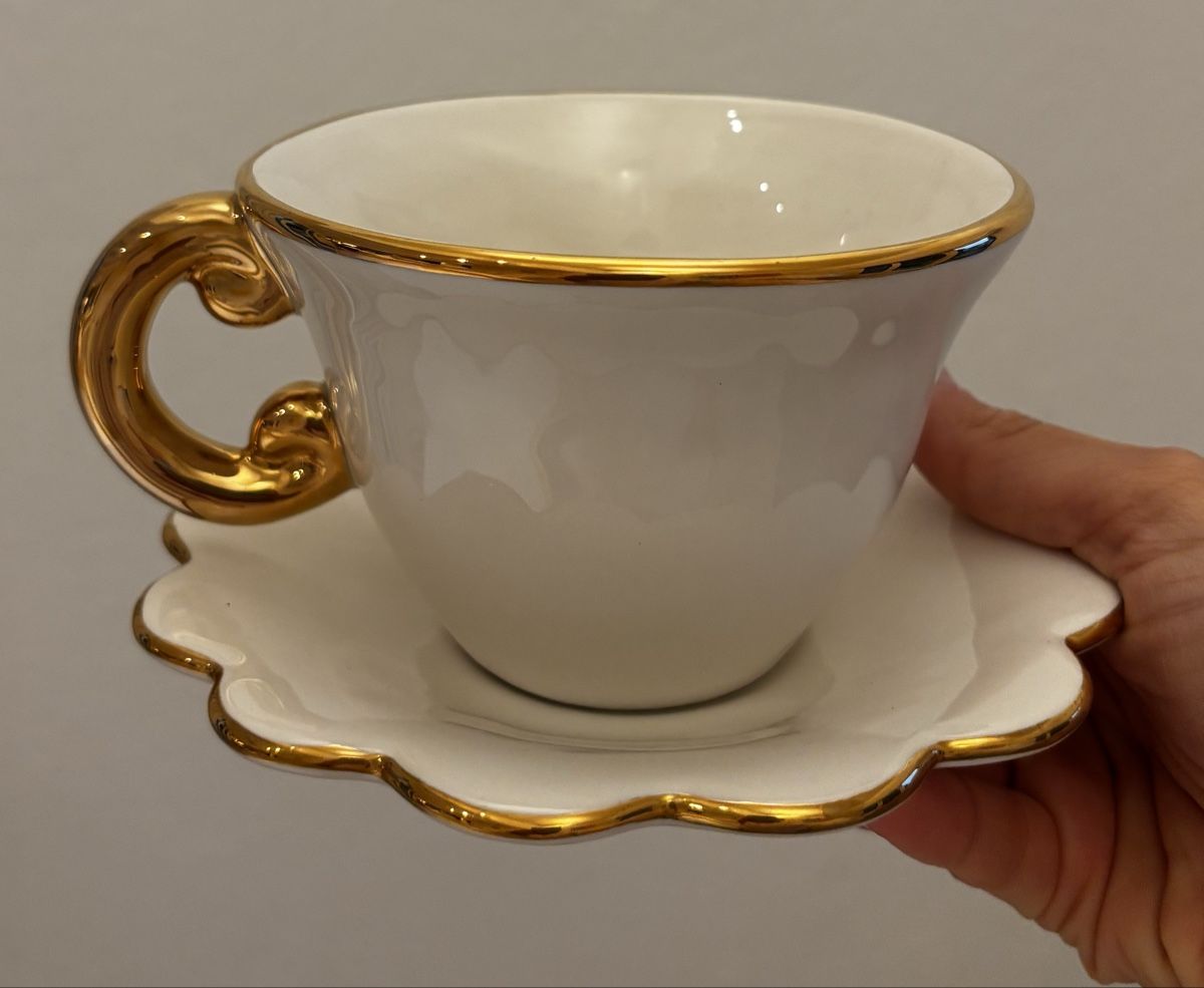 Ines Boesch & Co. Tazze: Wunderschöne Tasse von Ines Boesch – Usato da Erlenbach ZH venduto da itemstobepruchased 1