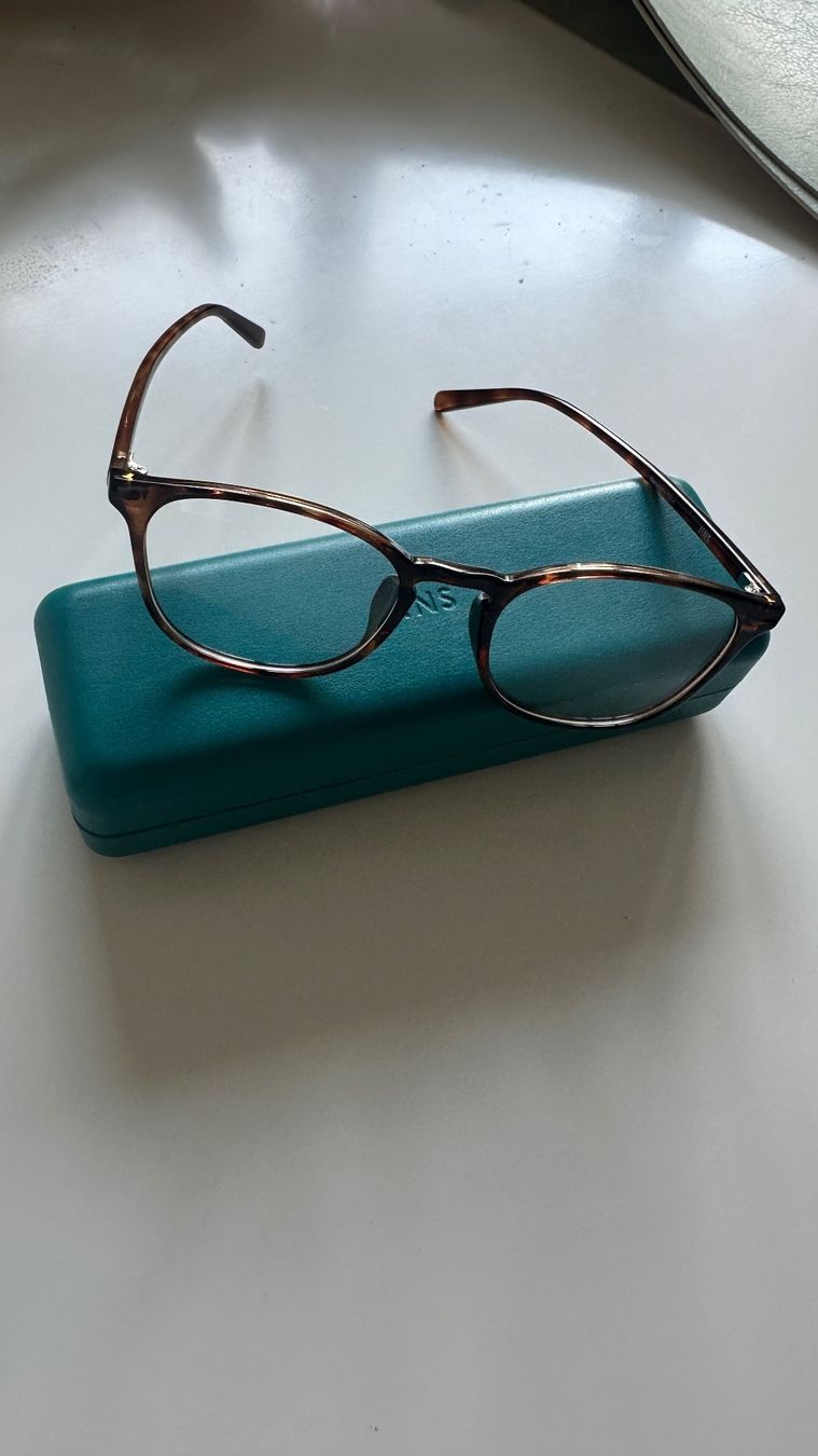 Brillen & Gläser: Stylische JINS Brille ohne Sehstärke – Neu und originalverpackt aus Chur von sivik 4