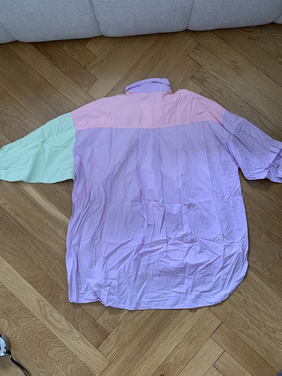 Stradivarius Camicette: Chemise longue taille M stradivarius – Usato da Genève venduto da rez_c6c6 1