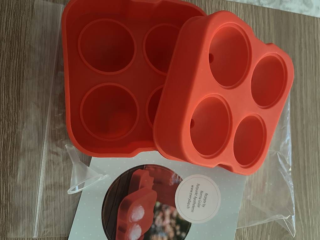 Contenitori & Simili: Eiswürfelform Neu Eis Kugeln – Usato da Olten venduto da gabriel_27 2