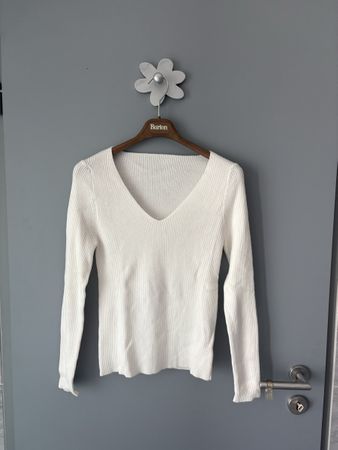 Pull blanc col V manches longues taille M