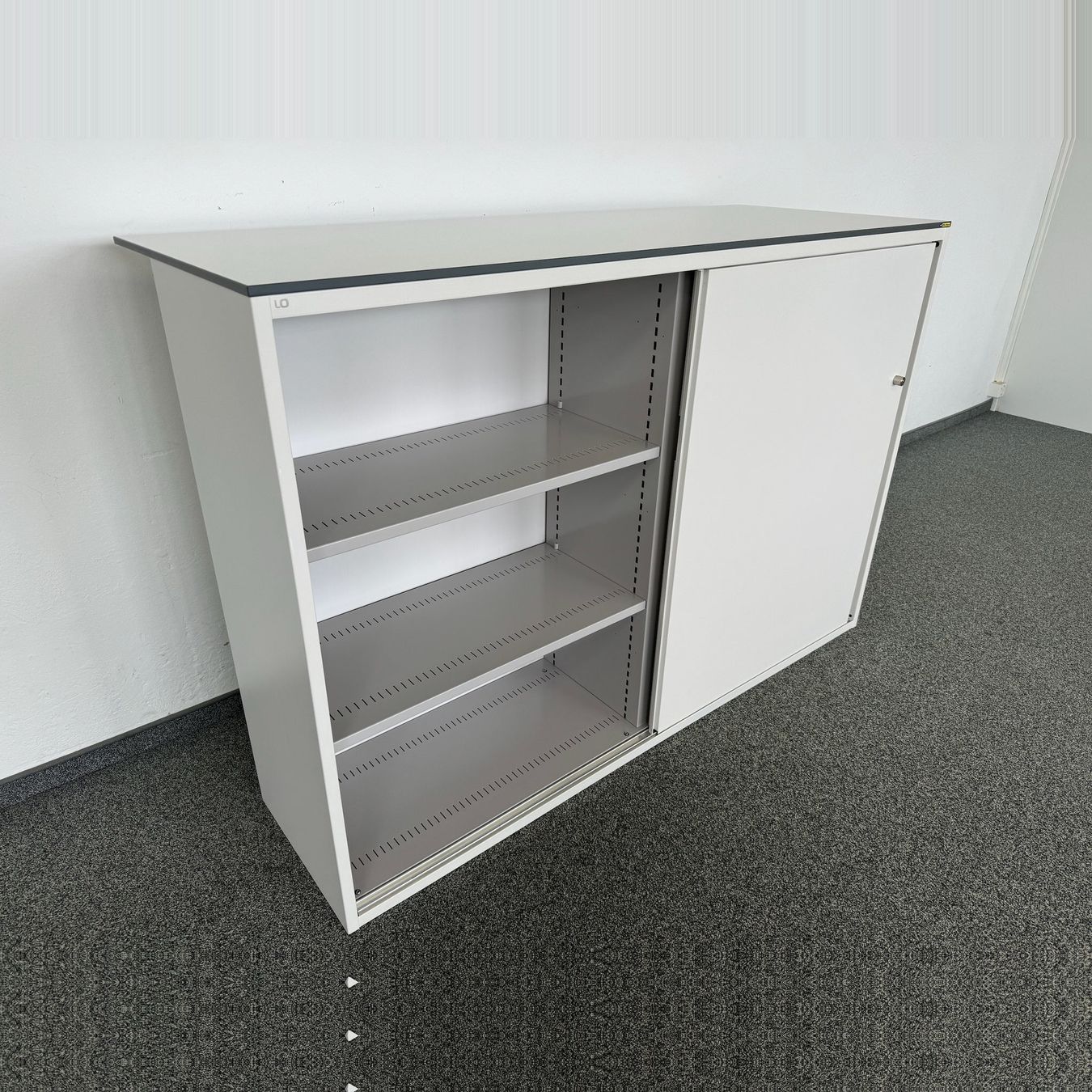 Lista Armadi: Lista Office LO Storage Empfangs-Theken – Usato da Schönenwerd venduto da mcofficeshop 1