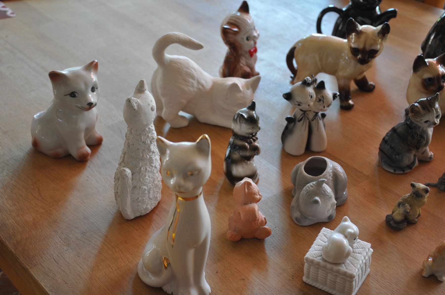 Toutes les décorations: Katzen- Sammlung – D'occasion à Rothrist par Sheriff94 1