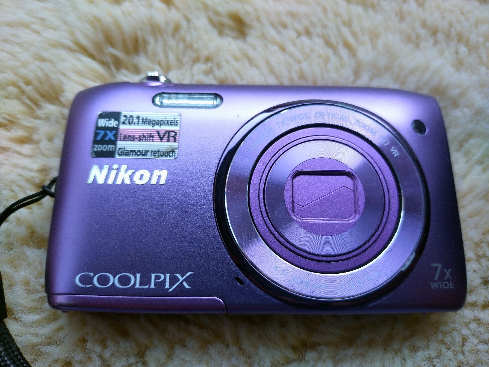Nikon Kamera:  Nikon Coolpix S3500 violet Working Good  – Gebraucht aus Farvagny-le-Grand von LaCaverne 1