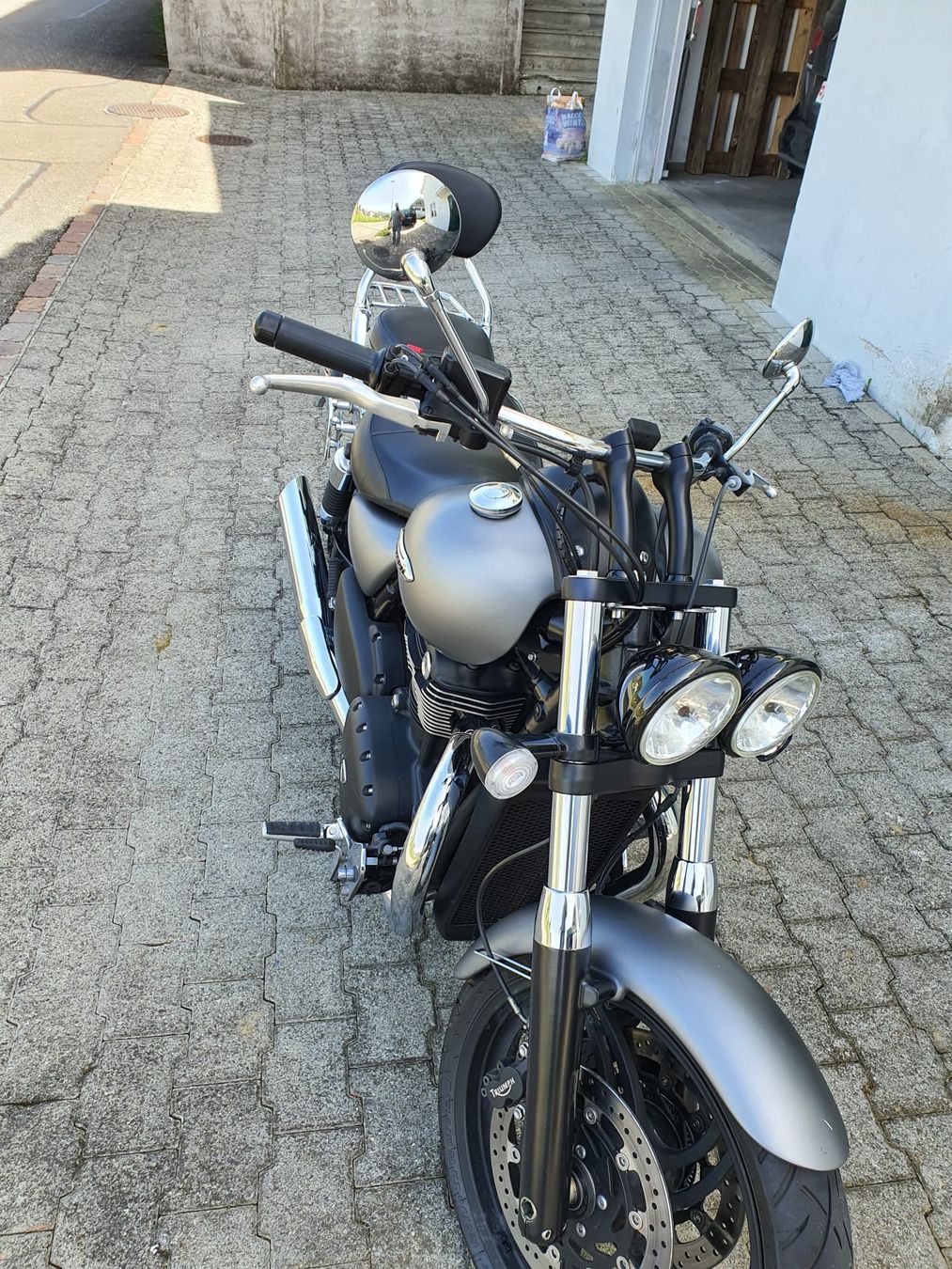 Triumph Chopper: Triumph Thunderbird 1700 – Usato da Teufenthal AG venduto da dama72 2