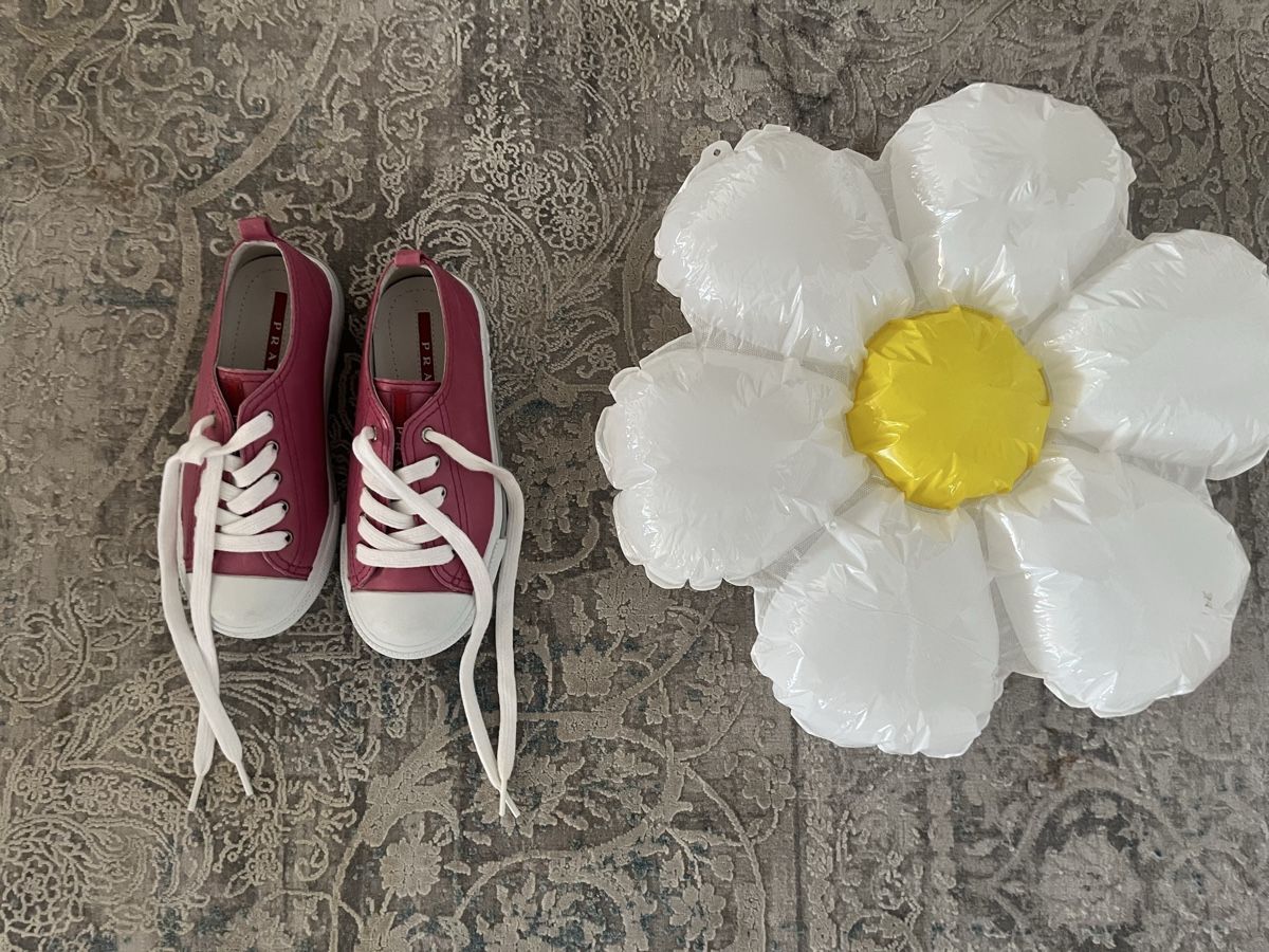 Prada Chaussures filles: Prada Sneaker Leder Gr.27 – D'occasion à Oberengstringen par Baby_Fashion 9
