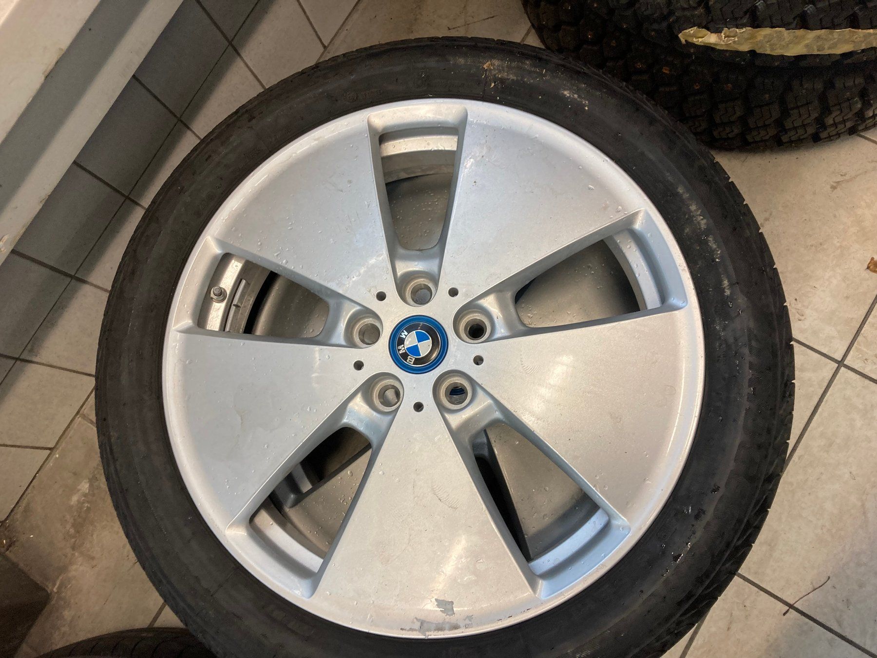 BMW Pneus & Kompletträder: BMW I3 Sommerräder 155/70R19 – Gebraucht aus Cham von WB2223 2