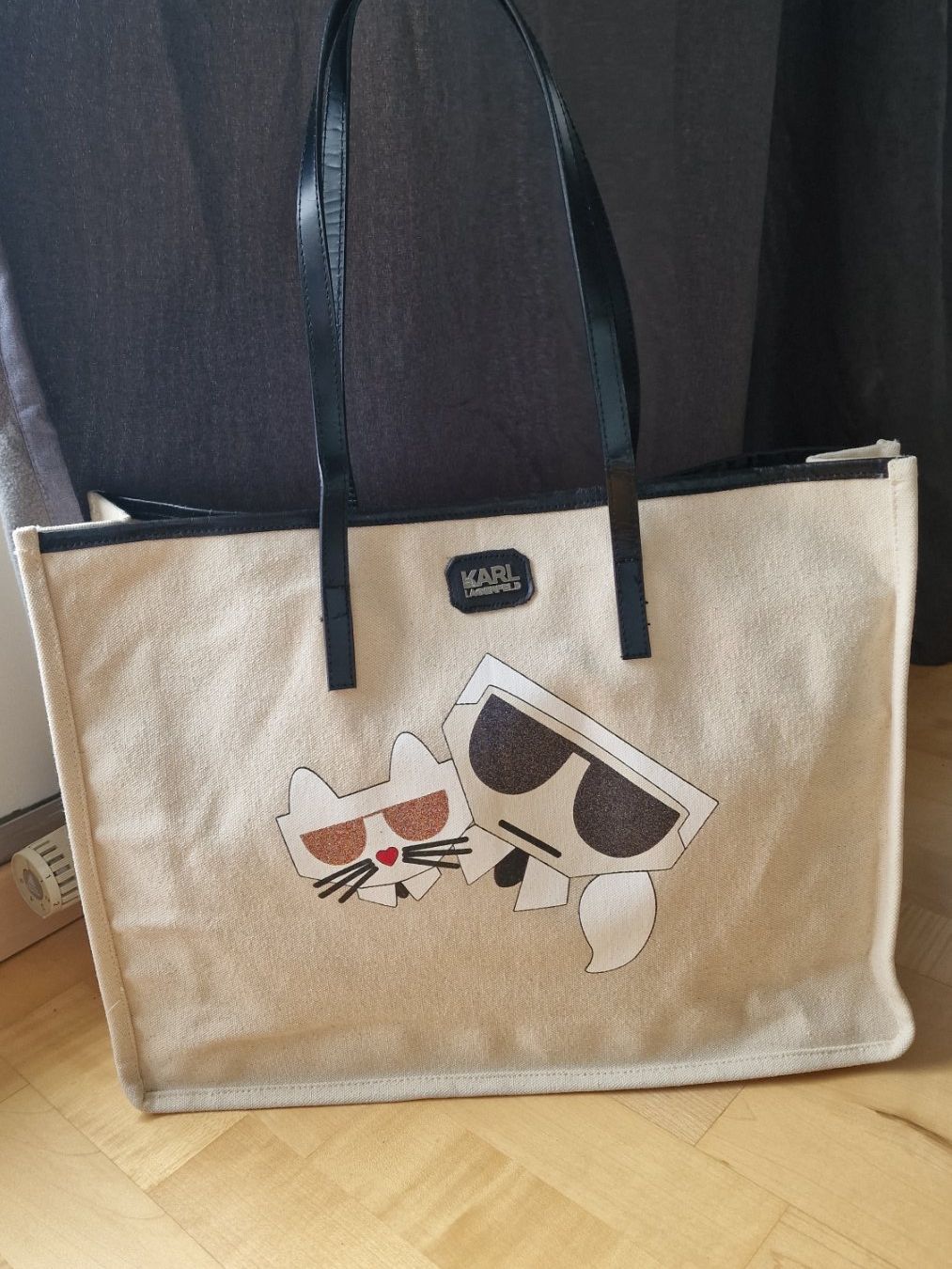 Karl Lagerfeld Taschen für Damen: Cabas Karl Lagerfeld – Gebraucht aus Montreux von Daisyy01