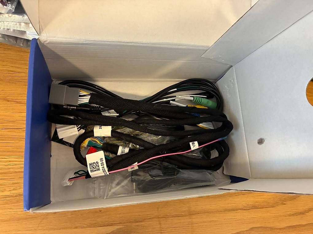 Altri accessori: CarPlay Upgrade Kit – Nuovo e nell'imballaggio originale da Münchwilen TG venduto da mirechsteiner 4