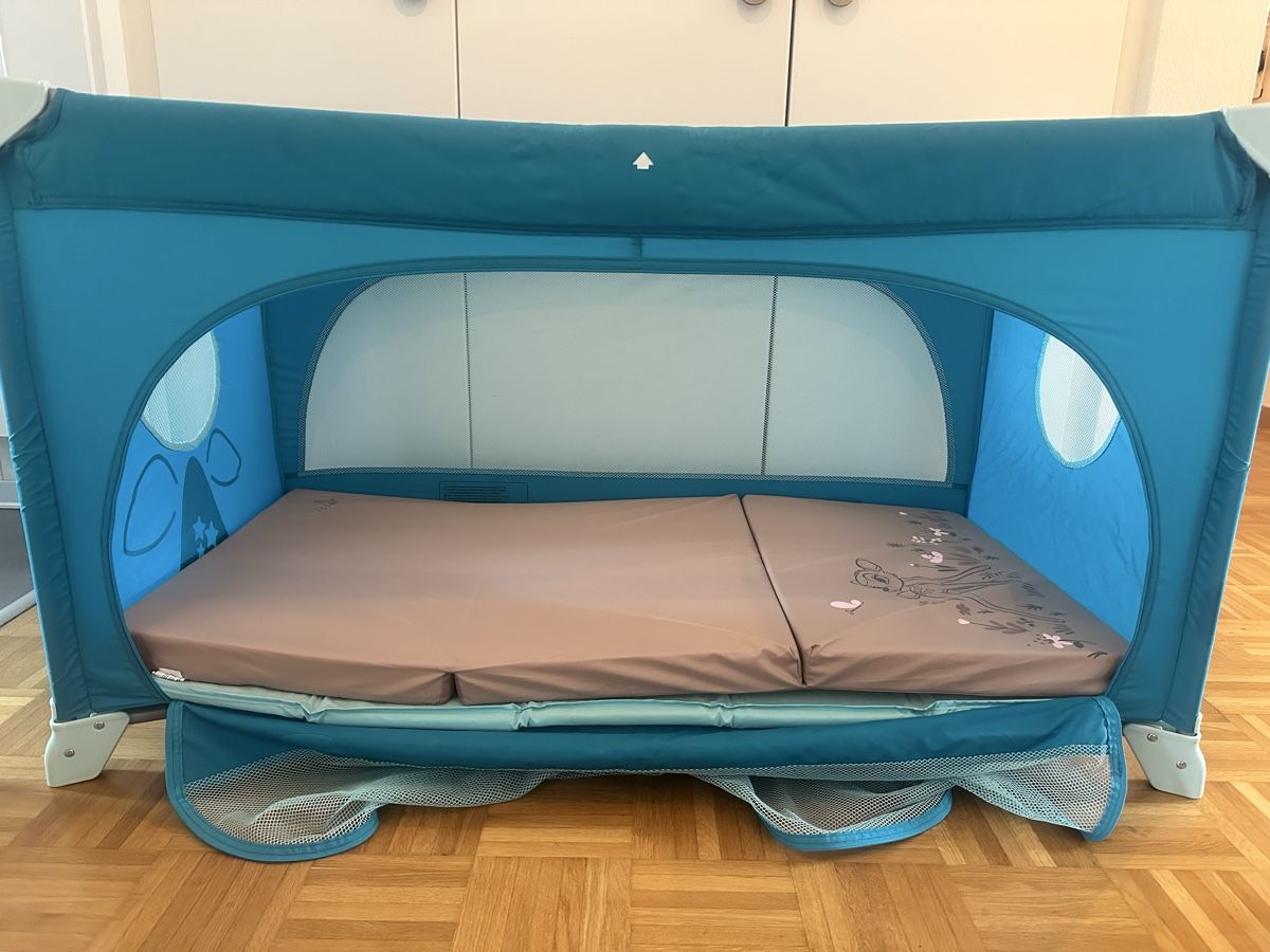 Betten: Chicco Reisebett hellblau mit Matratze – Gebraucht aus Zürich von alex124 1