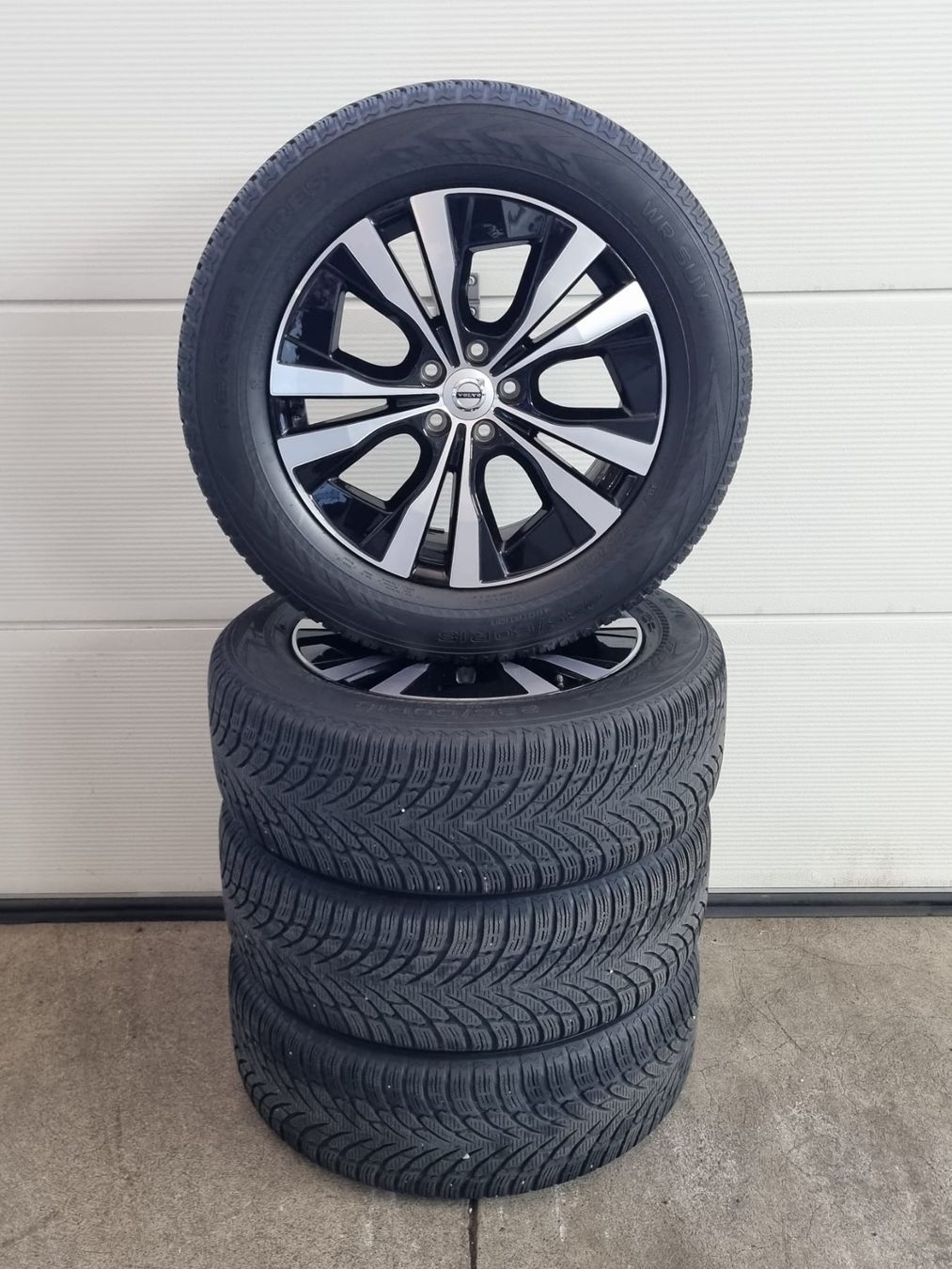Volvo Pneumatici & Ruote complete: Volvo XC60 Winterräder – Usato da Kirchdorf AG venduto da Cartastic_AG 4