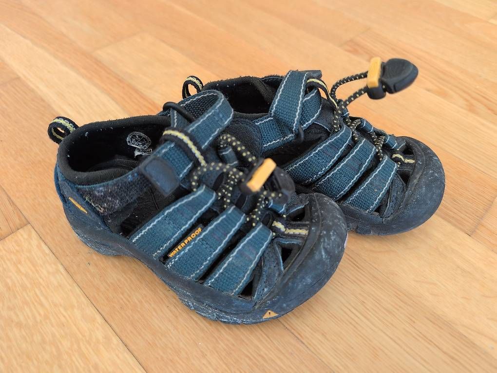 Scarpe per ragazzi: Sandalen Keen Gr 25 – Usato da Zürich venduto da Dory12