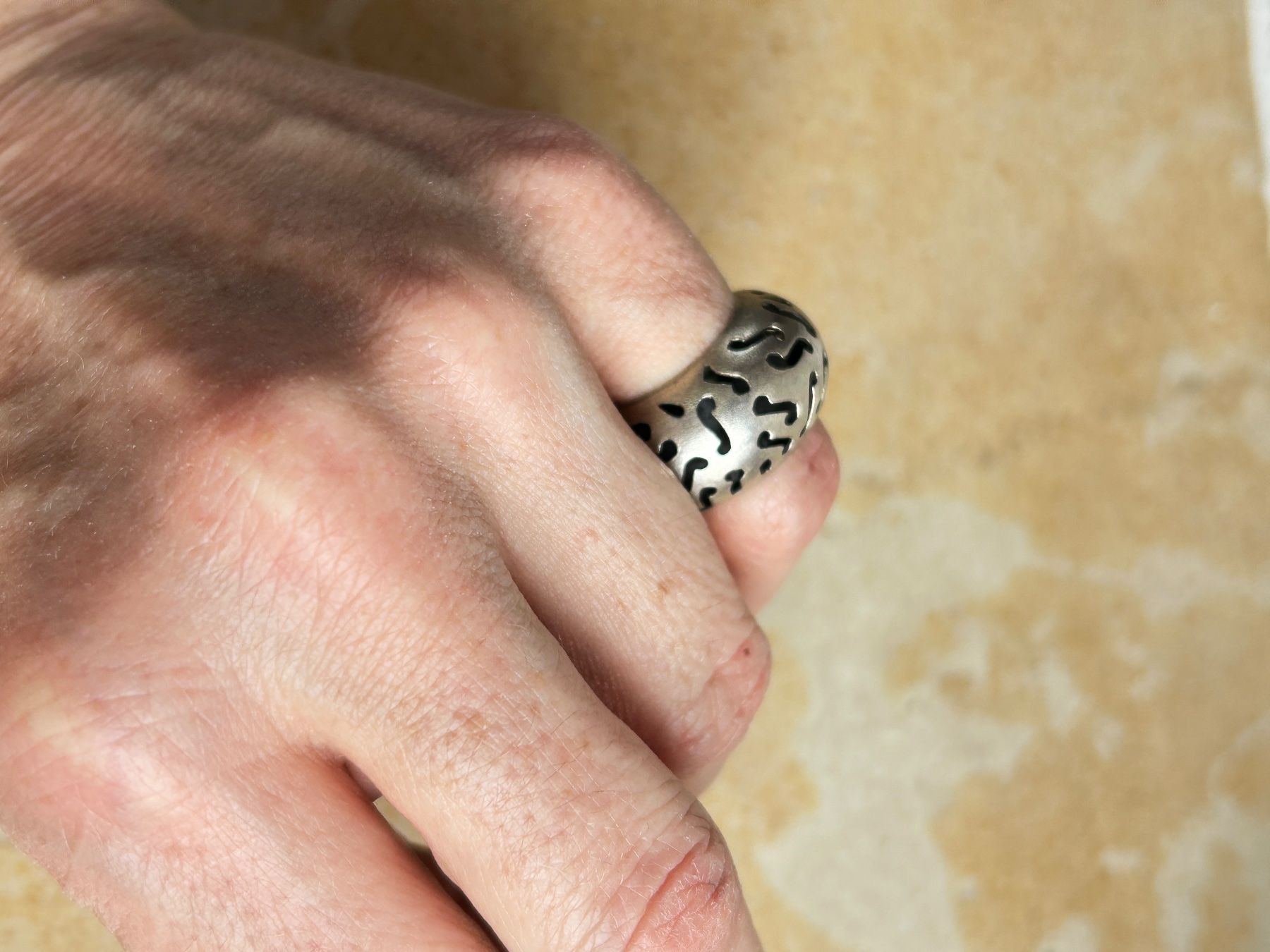 Ringe: Einzigartiger Devine Ring aus Zürich, Grösse 52 Silber – Gebraucht aus Laufen von belleskulptur 4