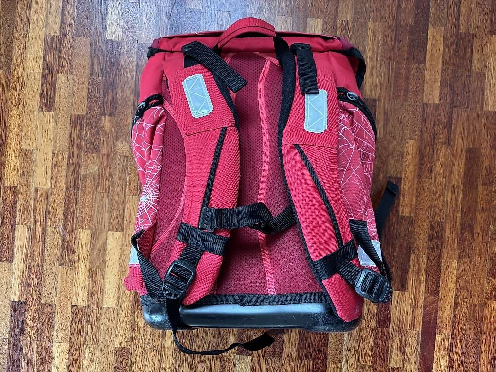 Borse & Zaini: Schulrucksack Jungen Funki – Usato da Bern venduto da tin_yjd6 1