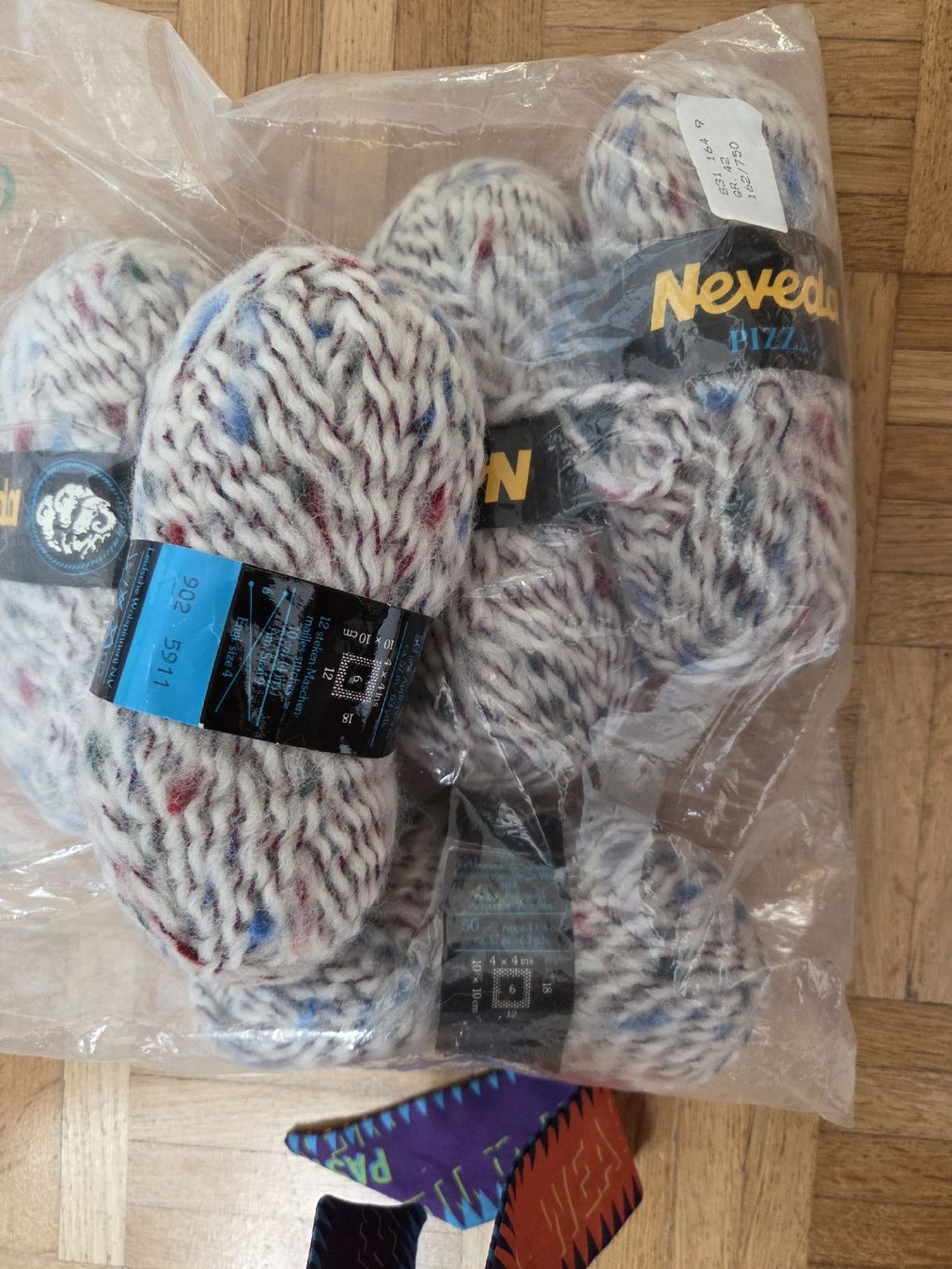 Laine: 250g Schnurwolle+Polyacryl – Neuf (Voir description) à Aarau par crissta 3