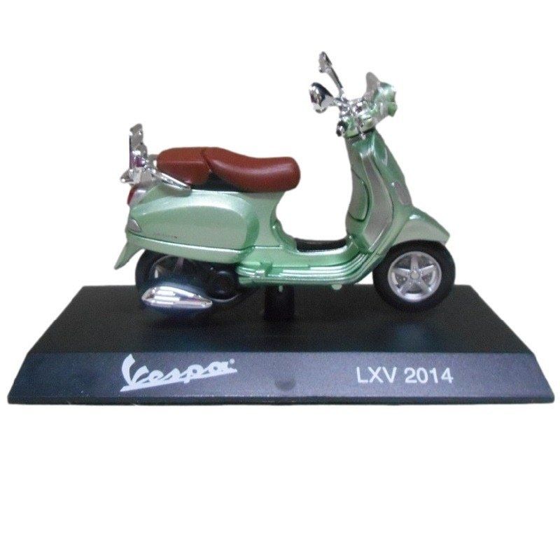 Vespa Kit di modellismo & Modellini statici: Vespa LXV 2014 1-18 487 – Nuovo e nell'imballaggio originale da Stäfa venduto da thebrand 2